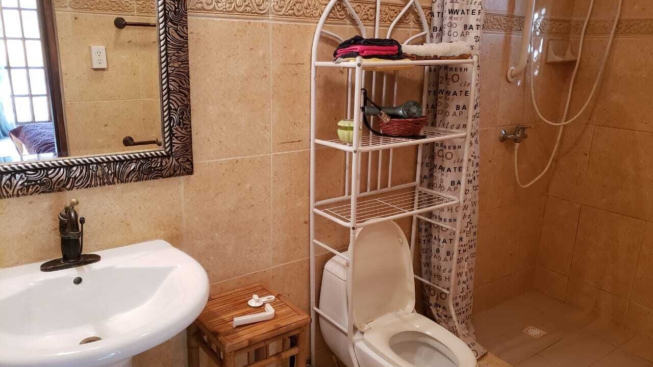 Photo of Bathroom in Calbas