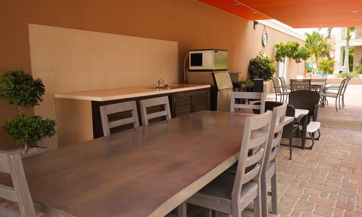 Photo of Outdoor in Oranjestad-West