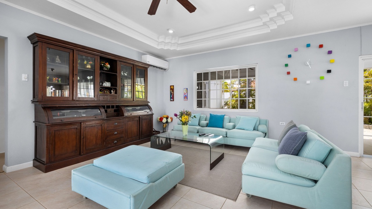 Photo of Livingroom in Eagle Beach