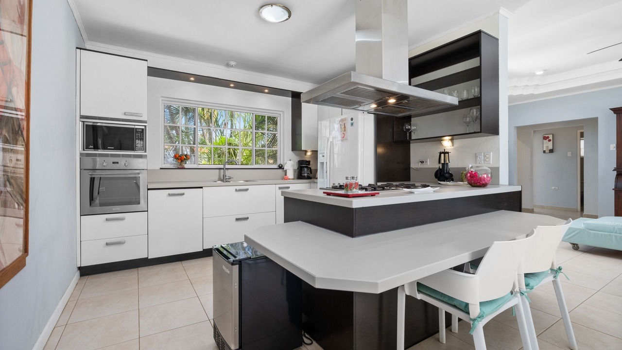 Photo of Kitchen in Eagle Beach