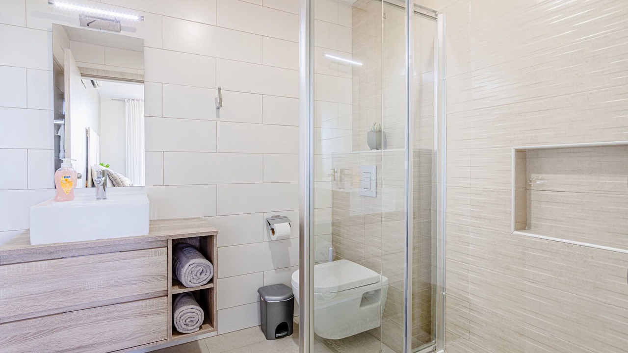 Photo of Bathroom in Malmok