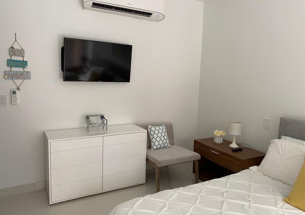 Photo of Bedroom in Opal