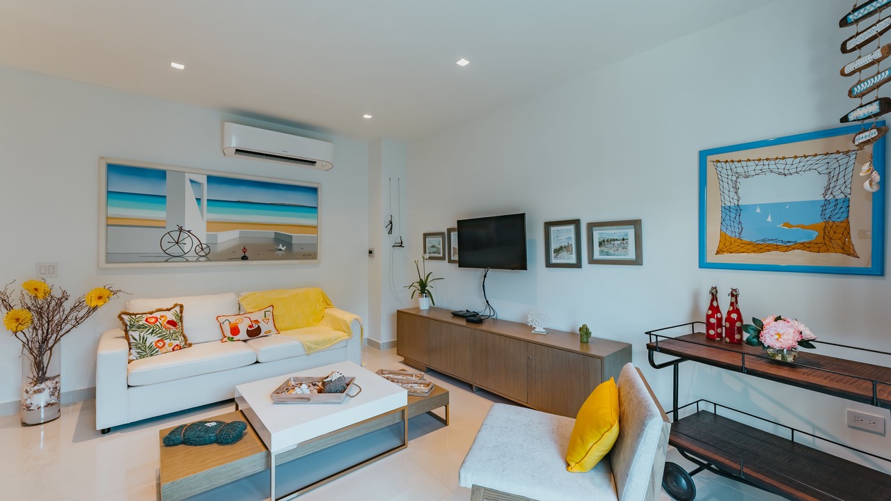 Photo of Livingroom in Opal