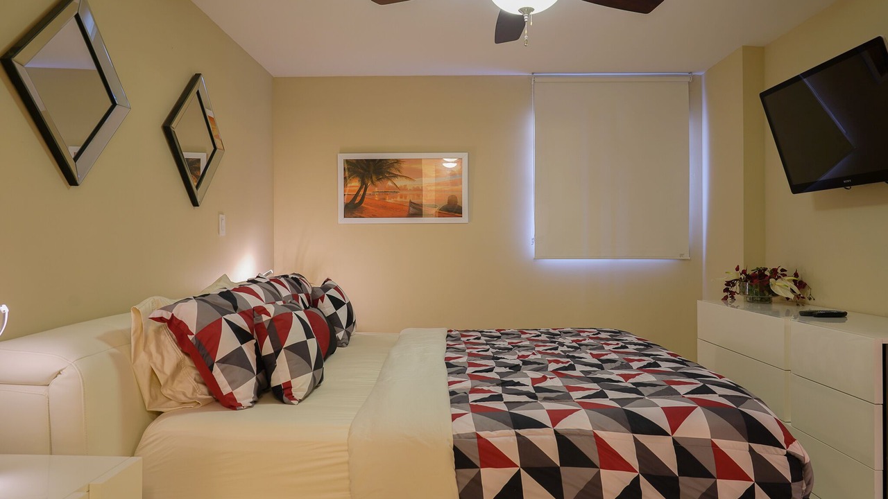 Photo of Bedroom in Eagle Beach