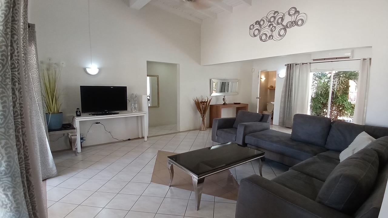 Photo of Livingroom in Palm Beach