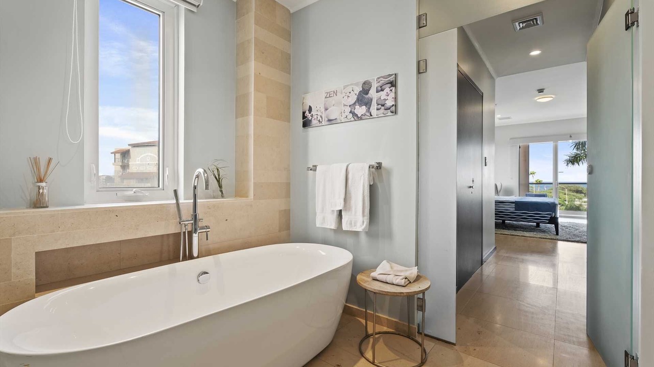 Photo of Bathroom in Oranjestad-West