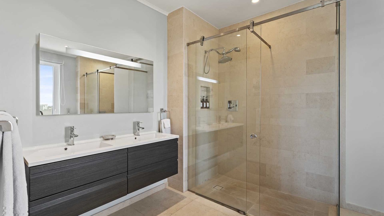 Photo of Bathroom in Oranjestad-West