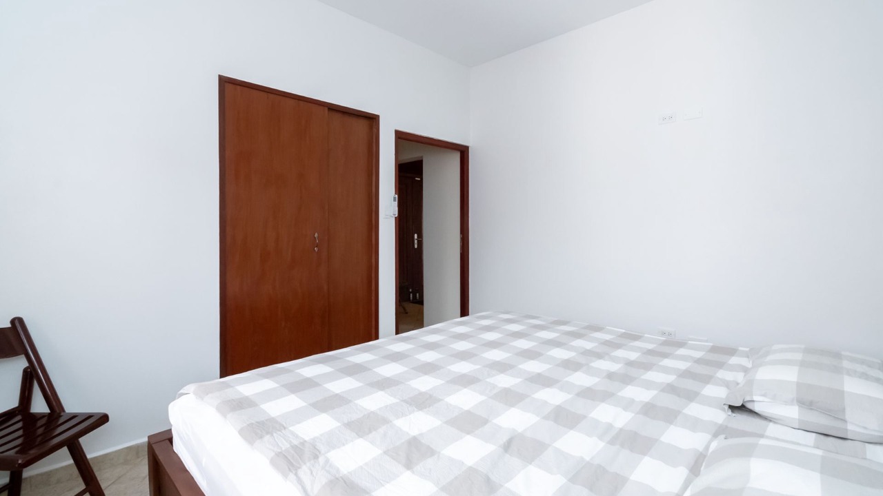 Photo of Bedroom in Opal