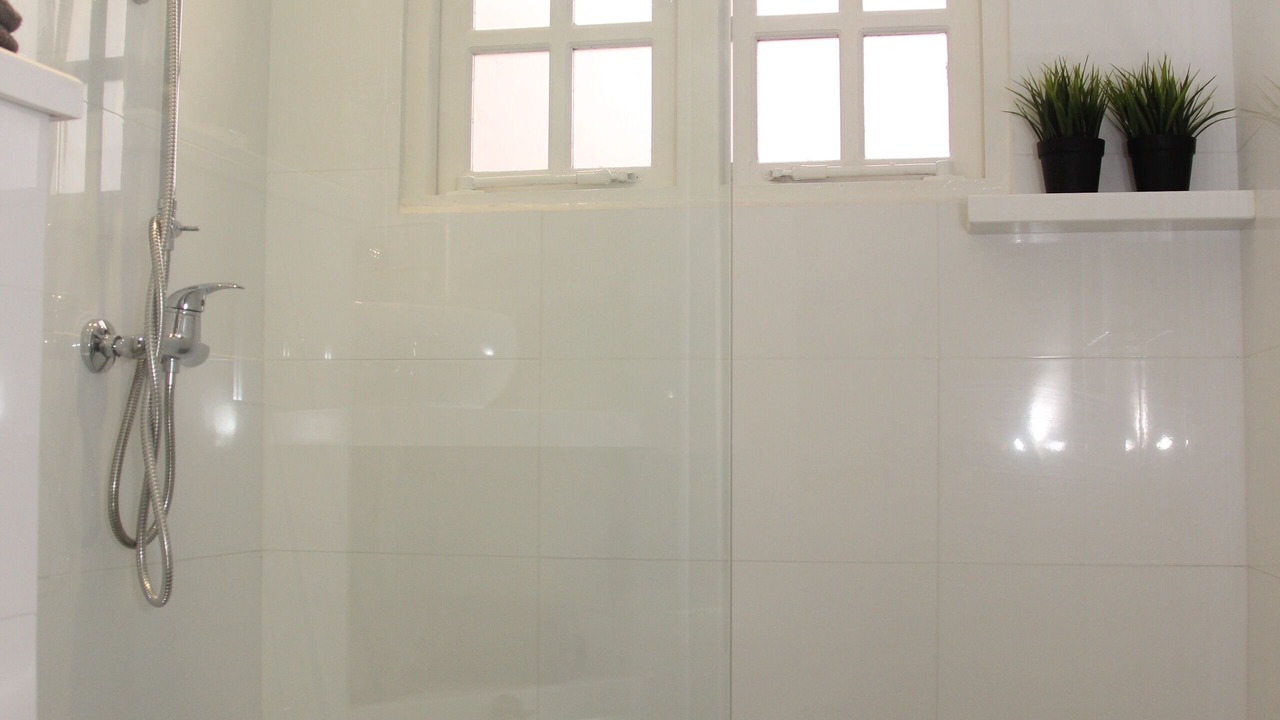 Photo of Bathroom in Oranjestad