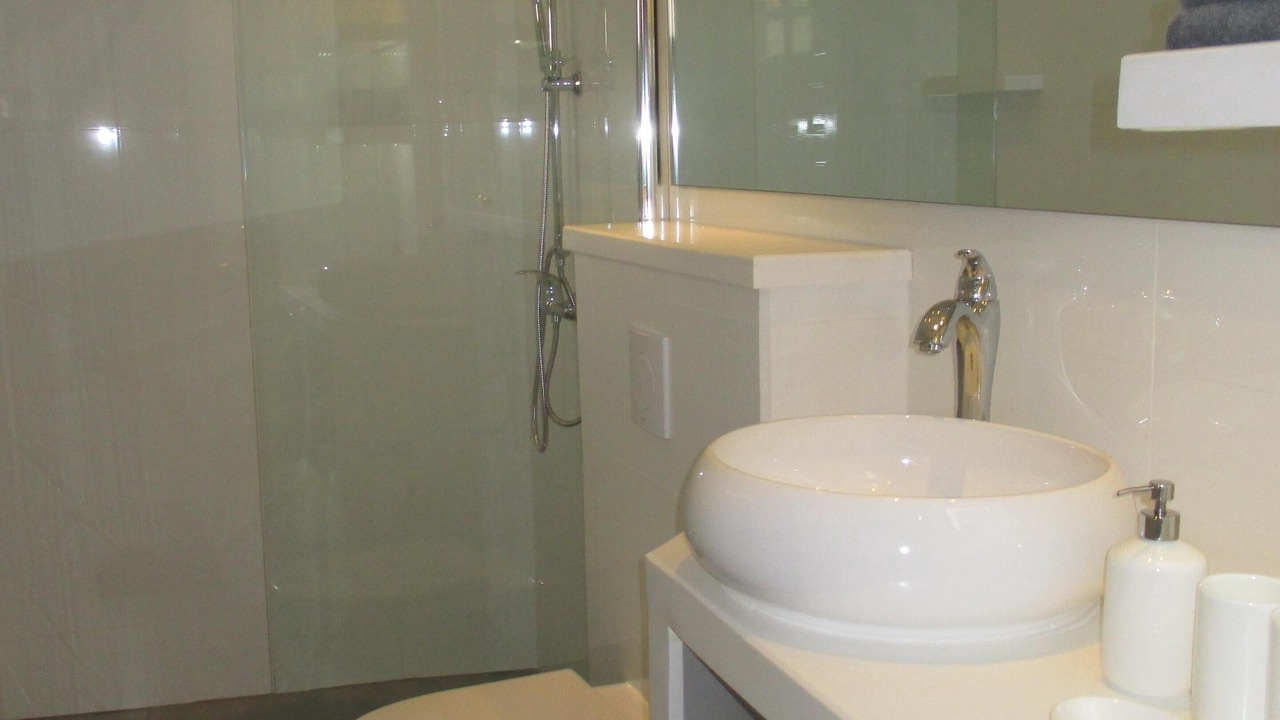 Photo of Bathroom in Oranjestad