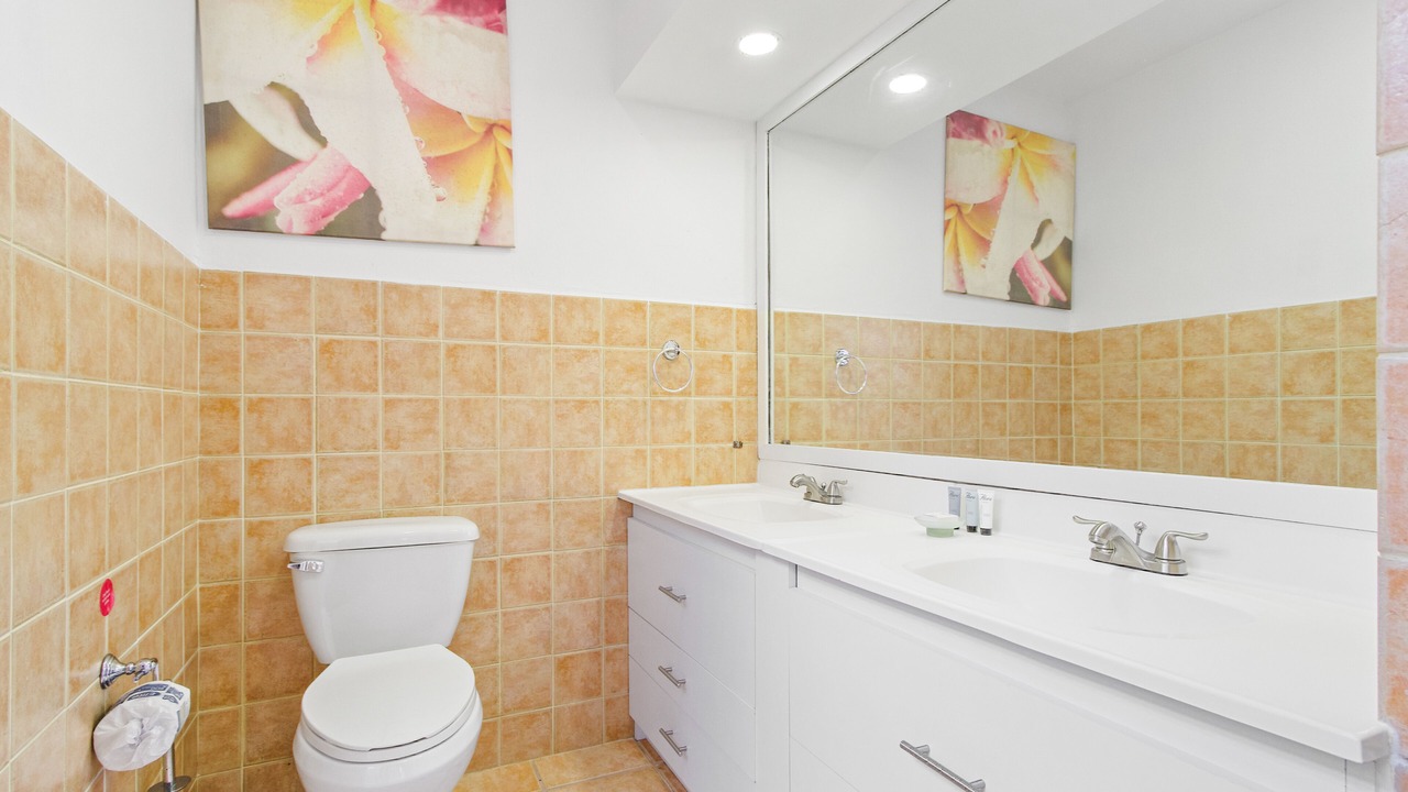 Photo of Bathroom in Ponton