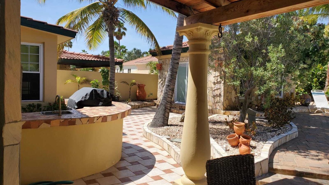 Photo of Patio Balcony in Noord