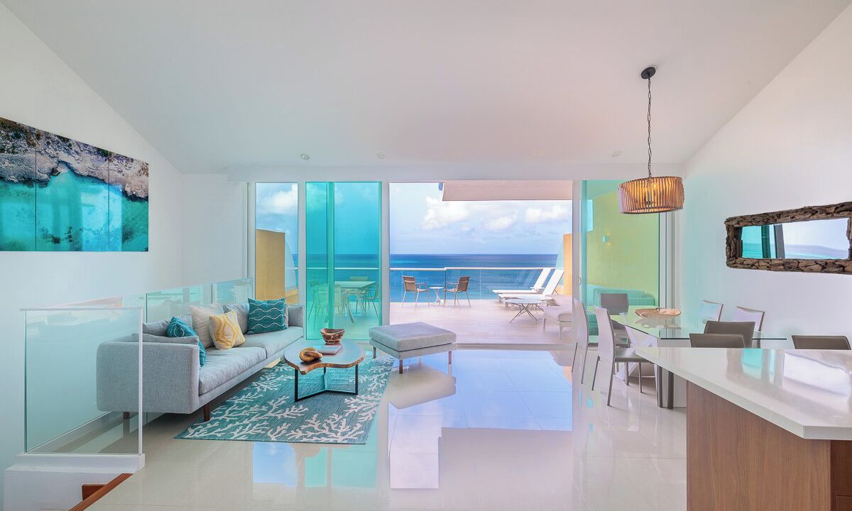 Photo of Livingroom in Palm Beach