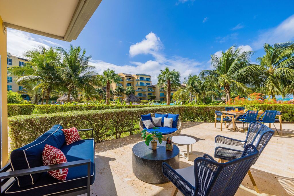 Photo of Others in Oranjestad-West