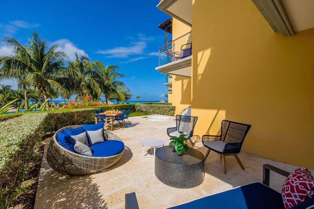 Photo of Others in Oranjestad-West