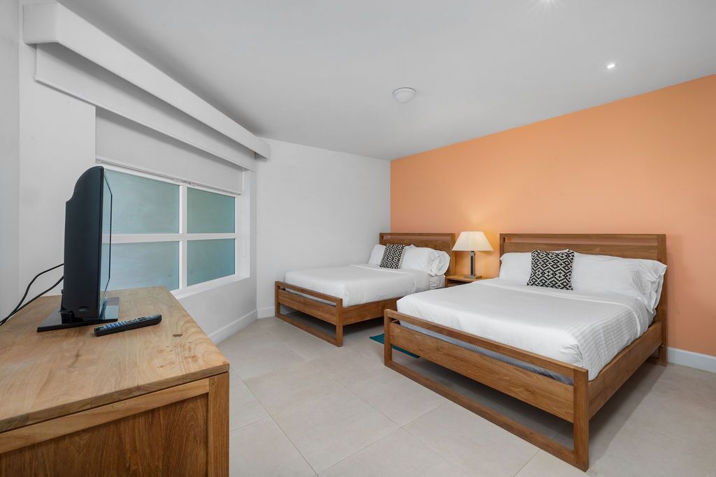 Photo of Others in Oranjestad-West