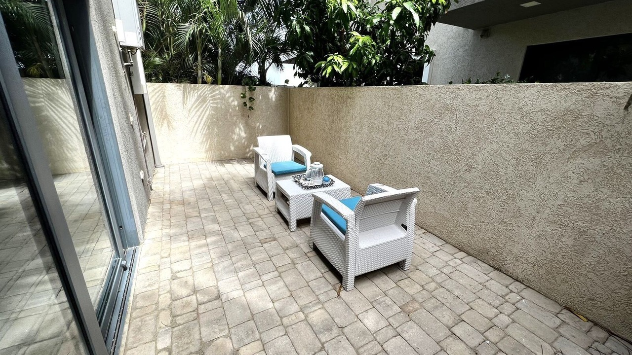 Photo of Patio Balcony in Opal