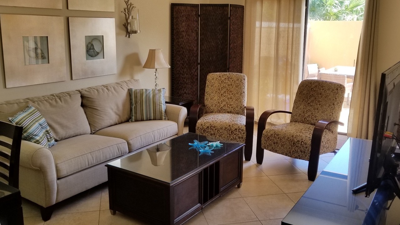 Photo of Livingroom in Esmeralda