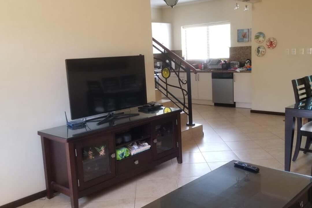 Photo of Livingroom in Esmeralda