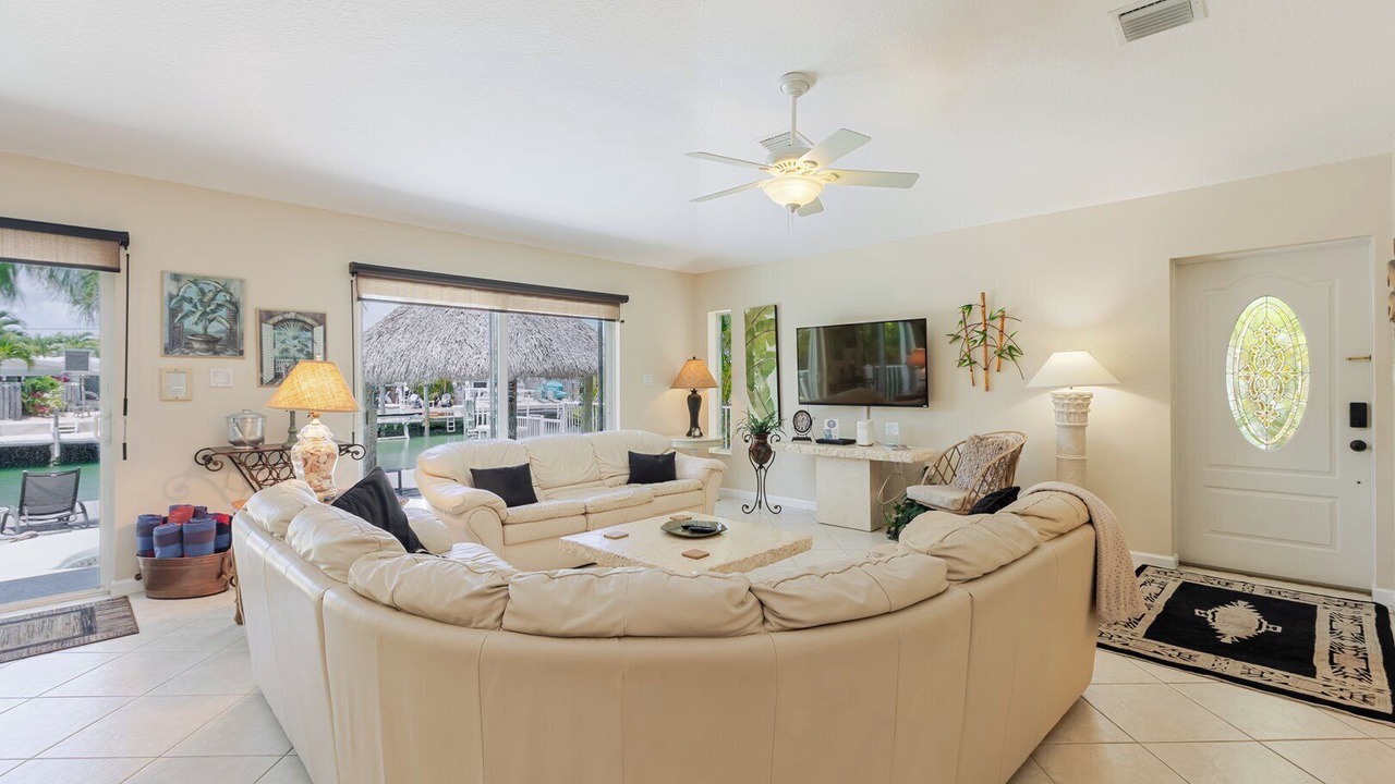 Photo of Livingroom in Key Colony Beach