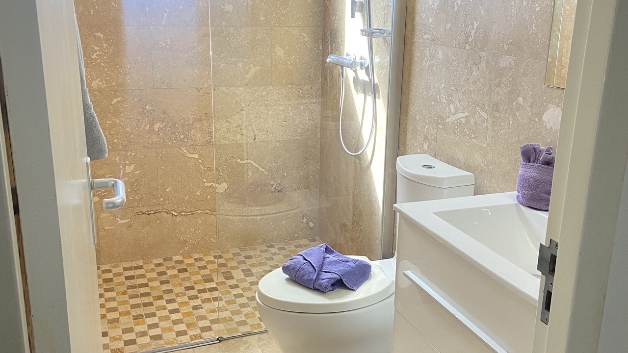 Photo of Bathroom in Alto Vista