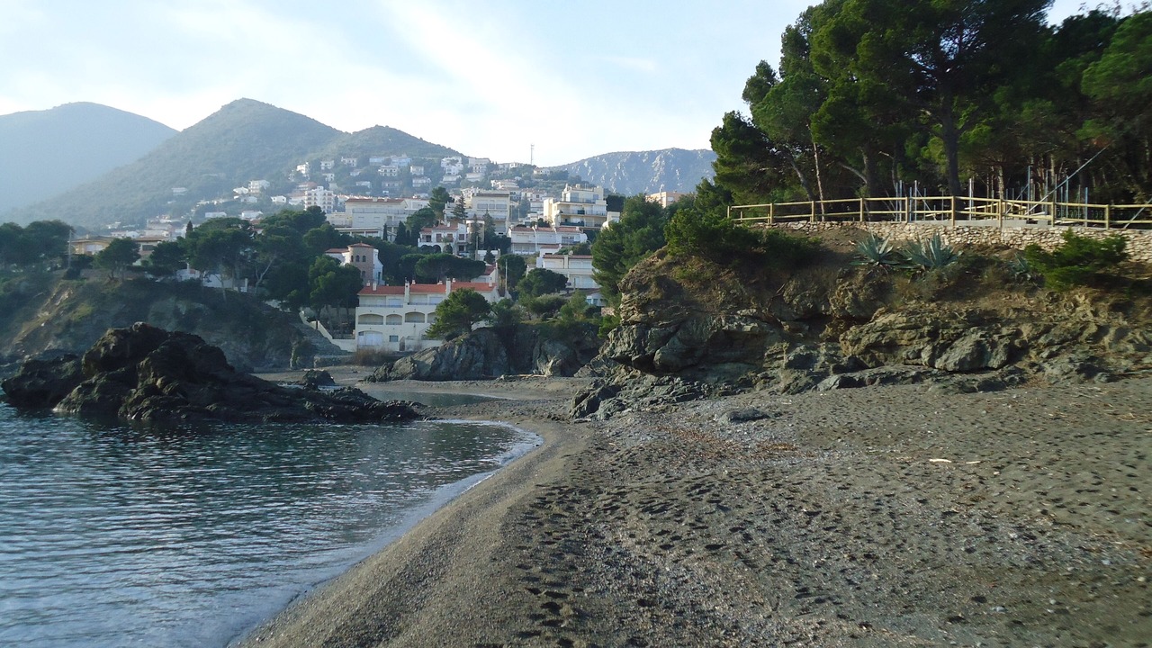 Photo of Others in Llanca