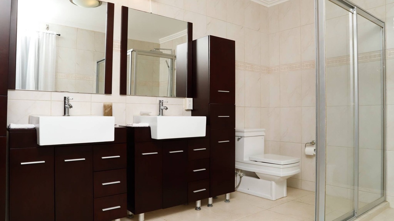 Photo of Bathroom in Esmeralda