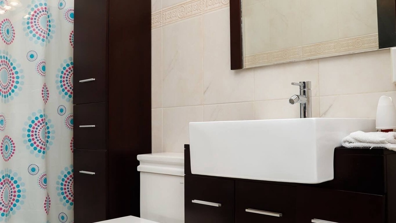 Photo of Bathroom in Esmeralda