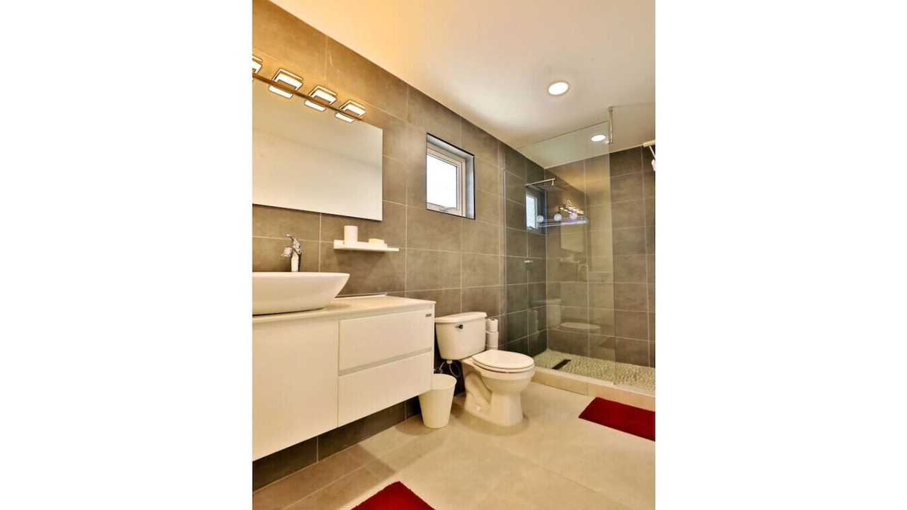 Photo of Bathroom in Malmok