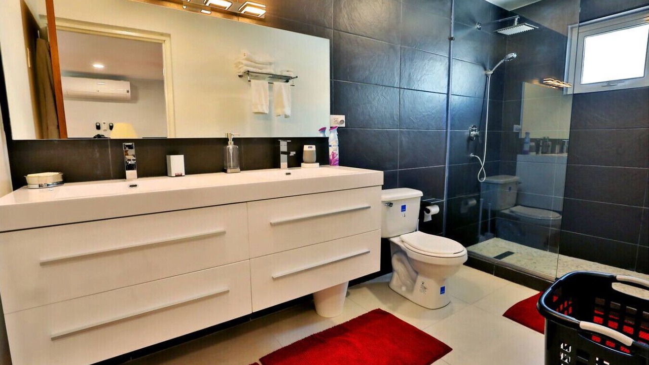 Photo of Bathroom in Malmok