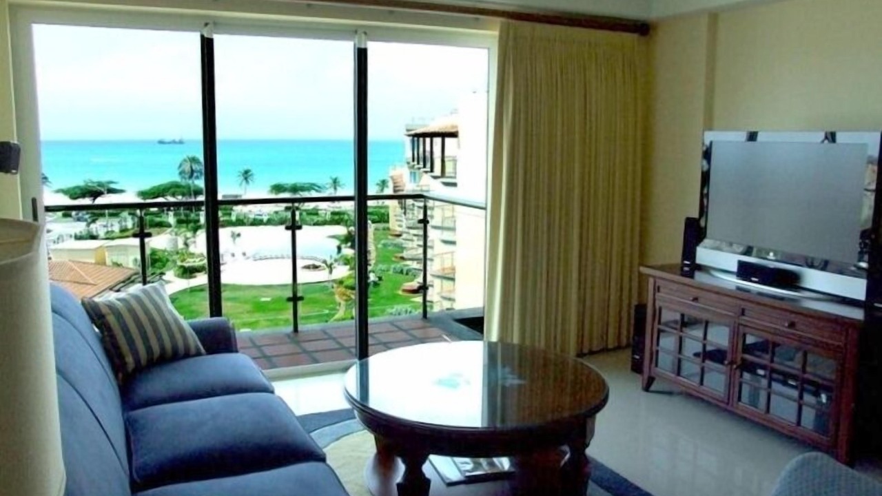 Photo of Livingroom in Eagle Beach