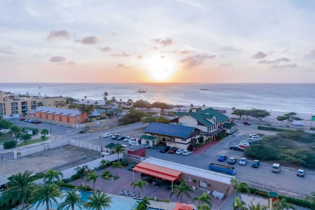 Photo of Others in Oranjestad-West