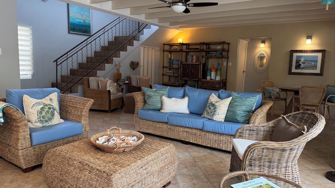 Photo of Livingroom in Palm Beach