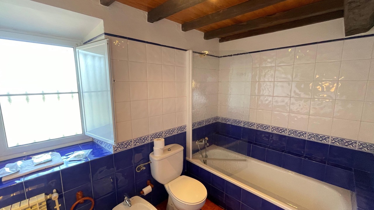 Photo of Bathroom in Llerandi