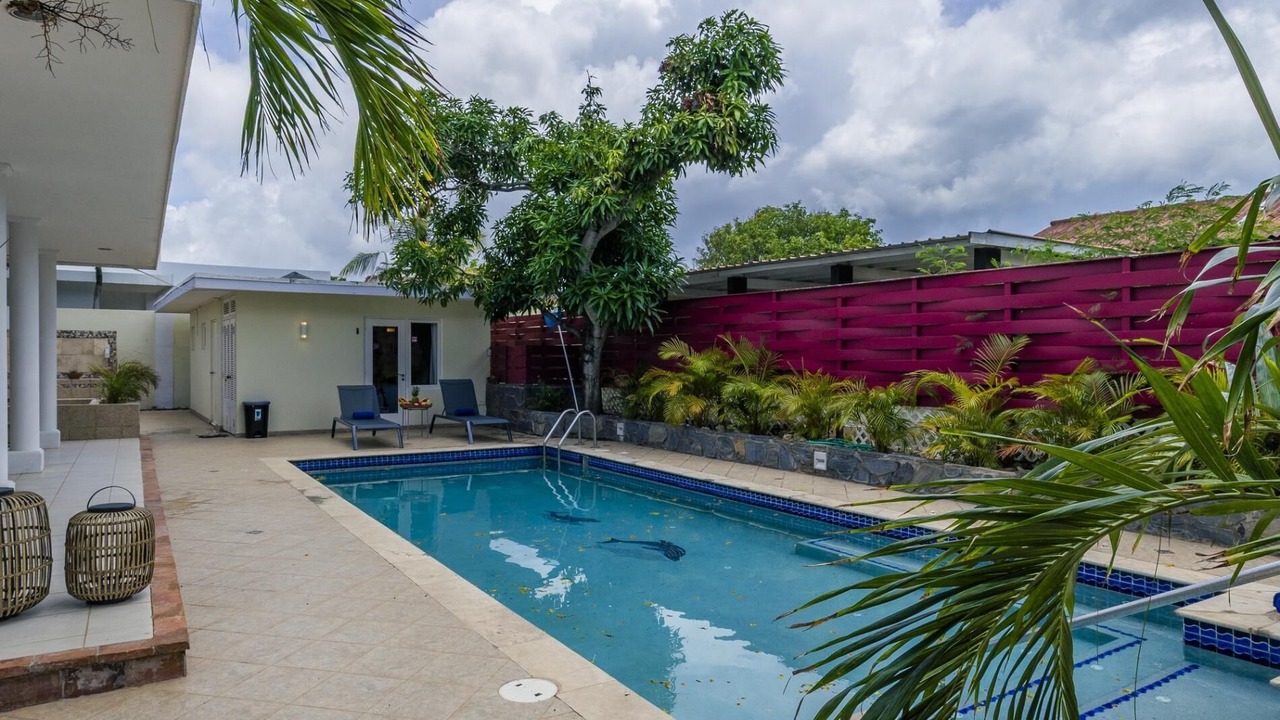 Photo of Outdoor in Oranjestad