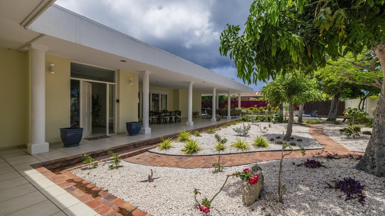 Photo of Outdoor in Oranjestad