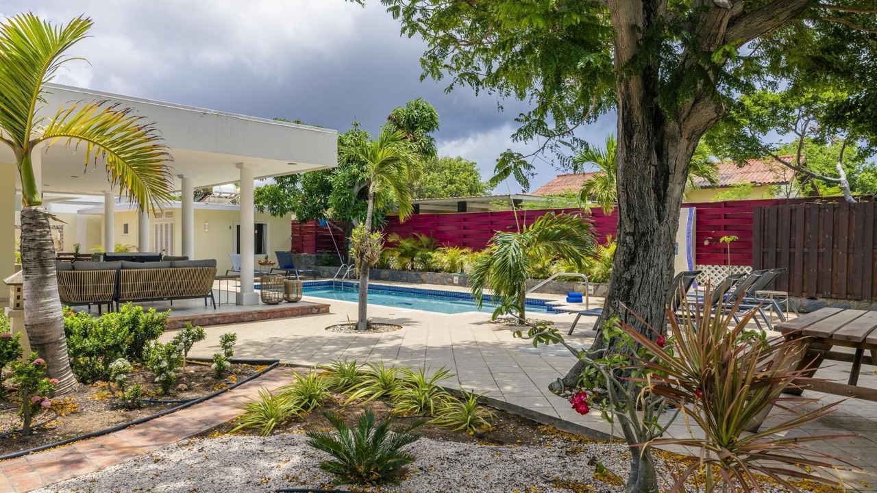 Photo of Outdoor in Oranjestad
