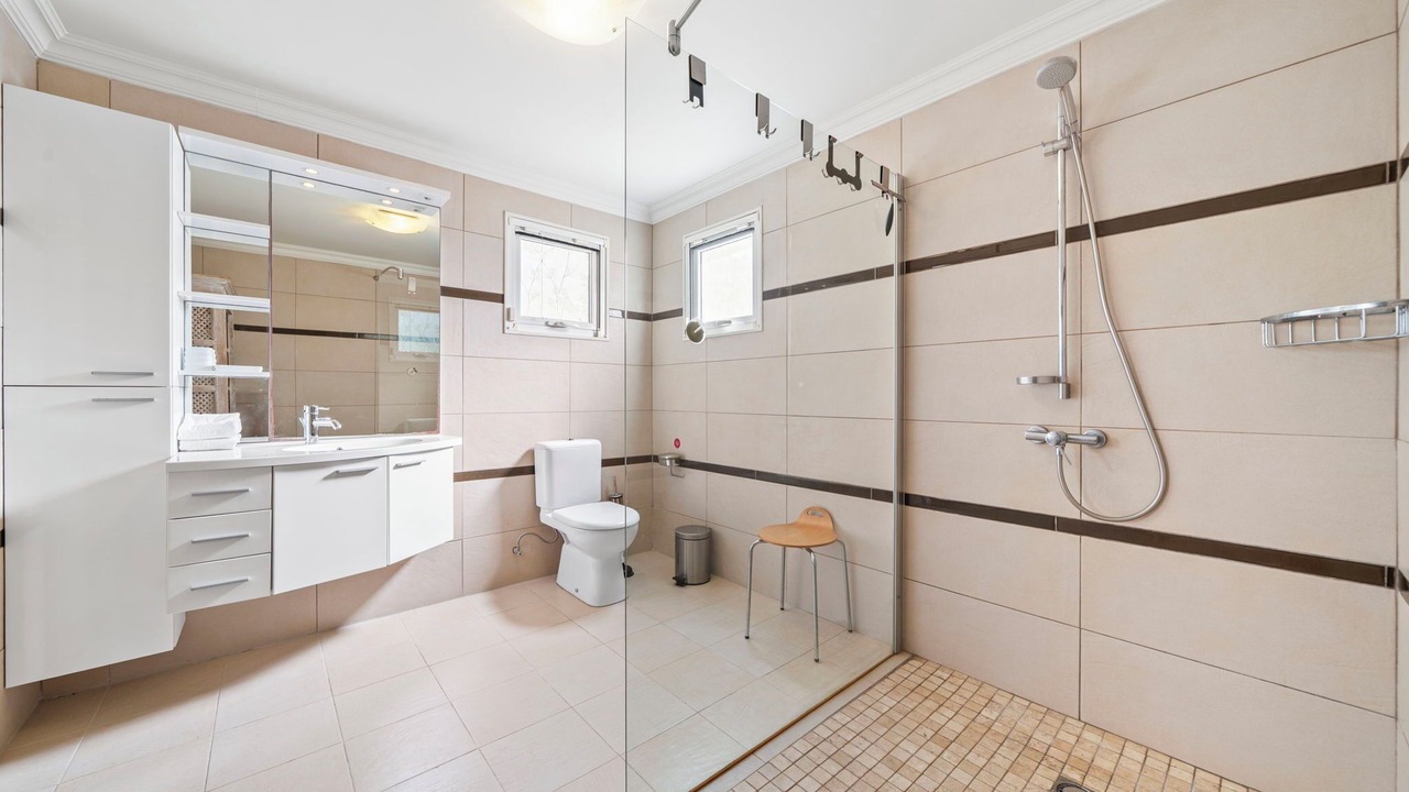 Photo of Bathroom in Boegoeroei