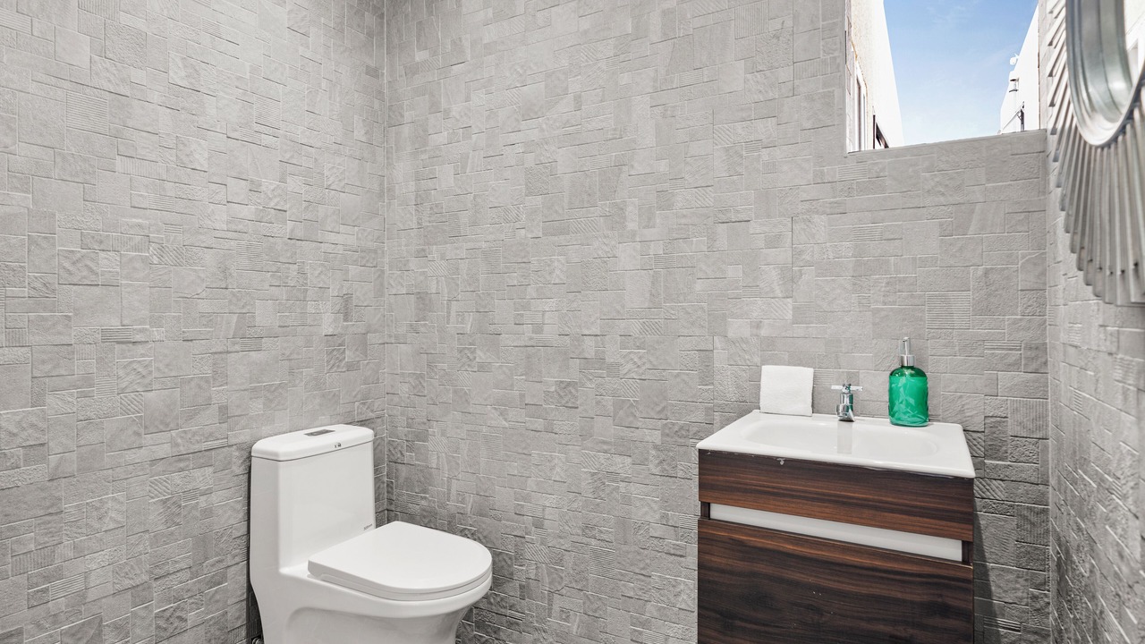Photo of Bathroom in Ponton