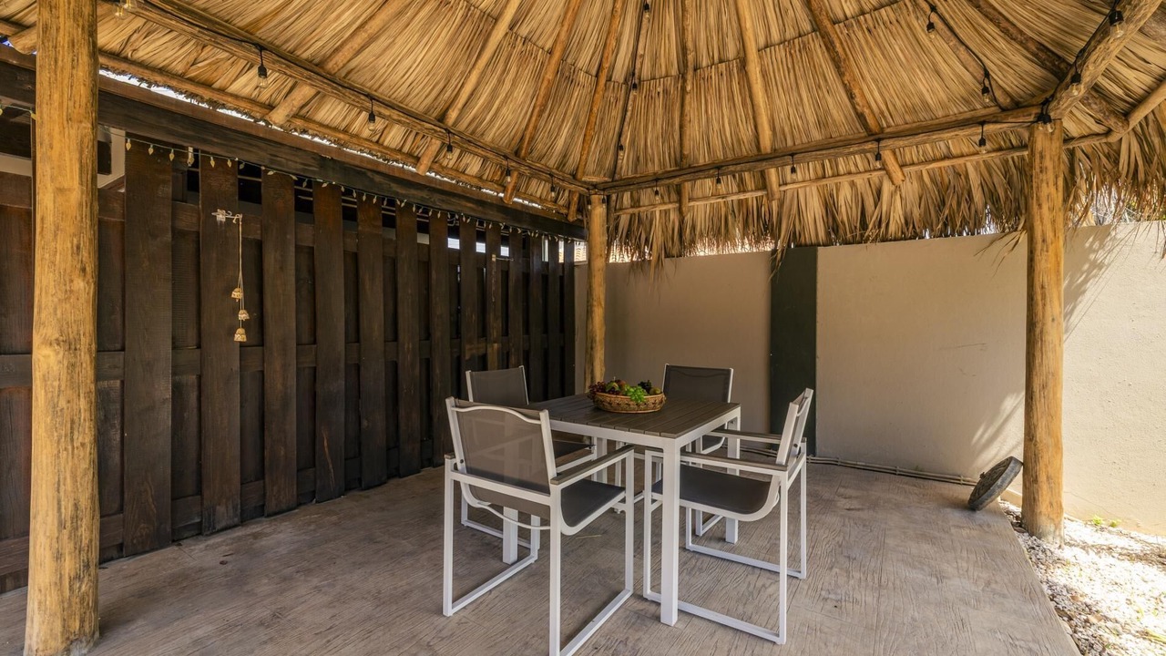 Photo of Outdoor in Moko