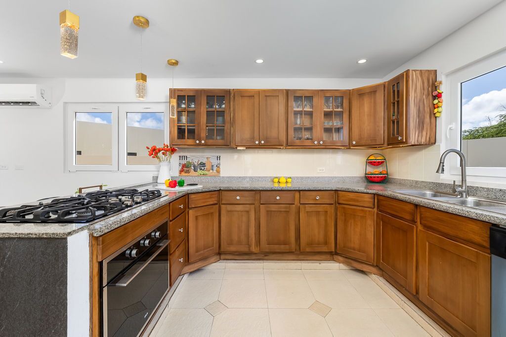 Photo of Kitchen in Esmeralda