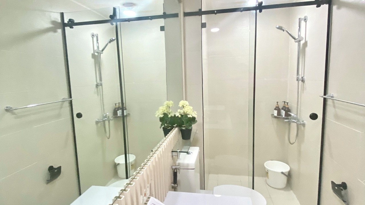 Photo of Bathroom in San Fernando