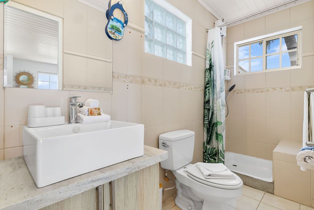 Photo of Bathroom in San Nicholas Noord