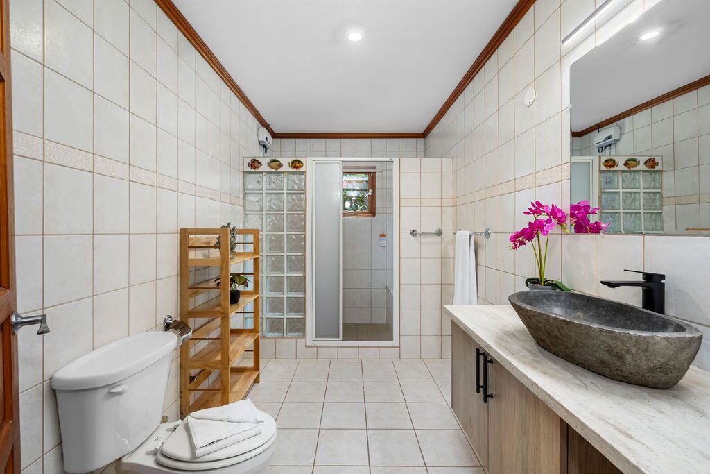 Photo of Bathroom in San Nicholas Noord