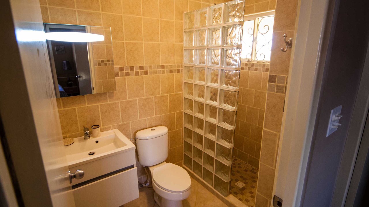 Photo of Bathroom in Boegoeroei
