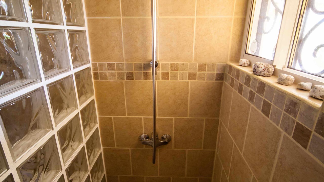 Photo of Bathroom in Boegoeroei