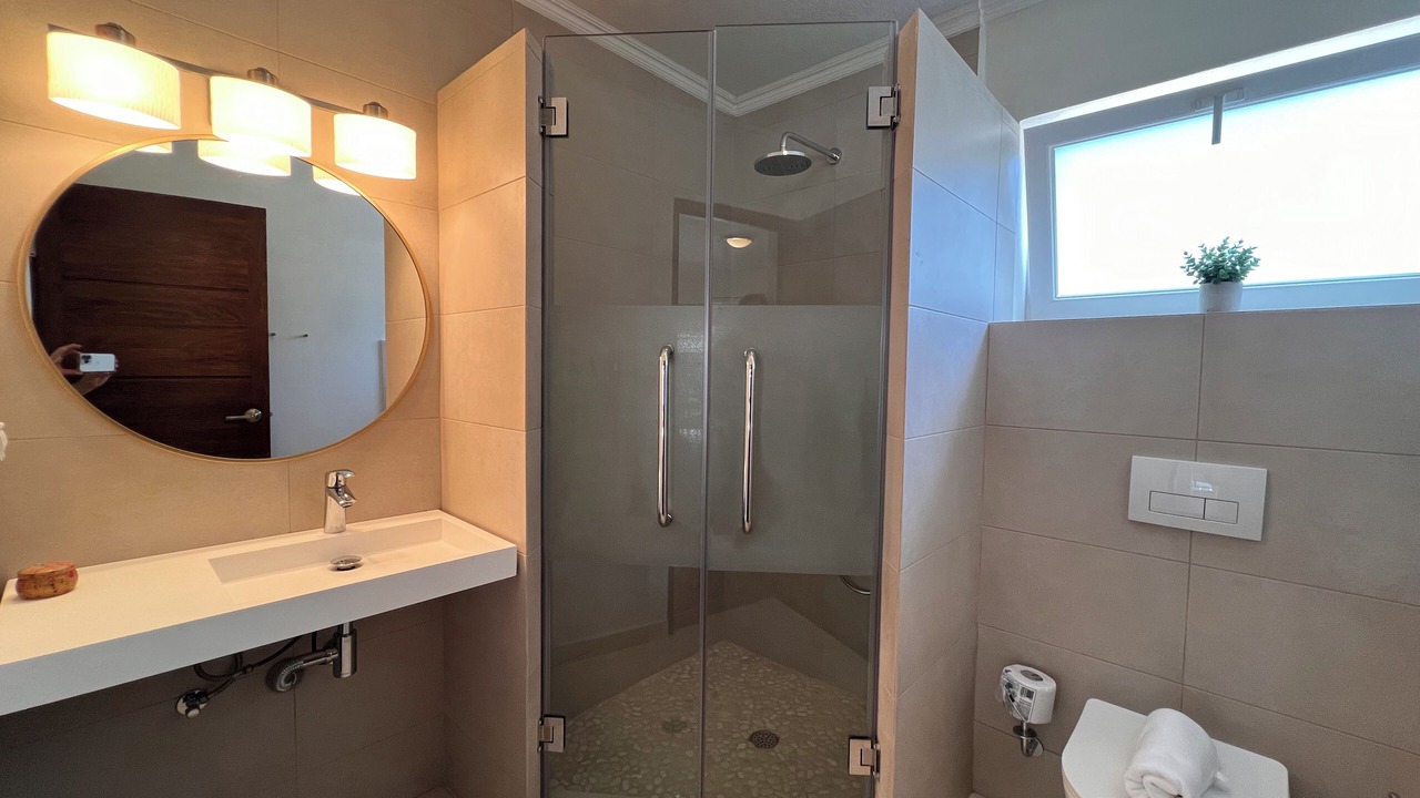 Photo of Bathroom in Alto Vista