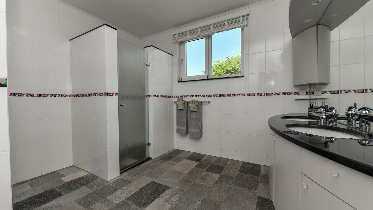 Photo of Bathroom in Malmok