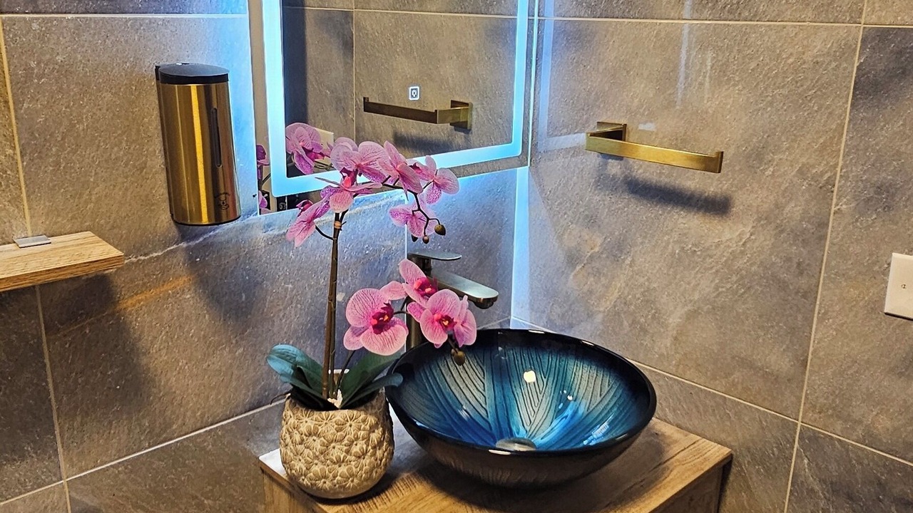 Photo of Bathroom in Boegoeroei