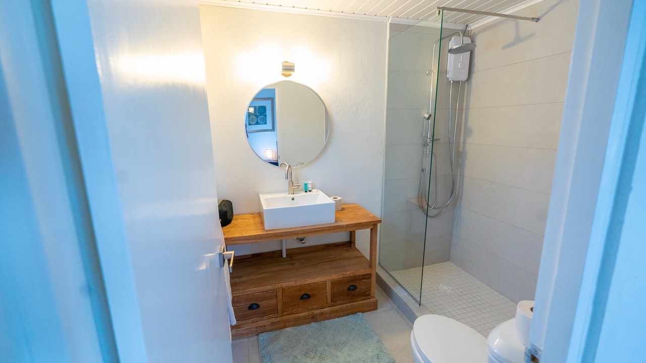 Photo of Bathroom in Bushiri